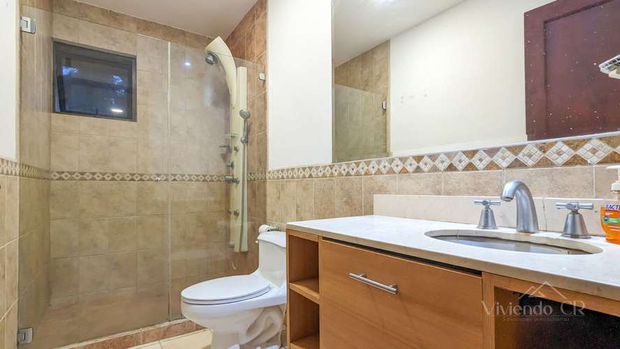 SANTA ANA CENTRO  |  2 HABITACIONES  + LINEA BLANCA   |   3er NIVEL  - Imagen 10