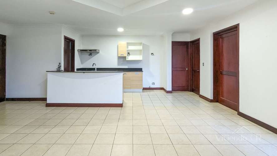 SANTA ANA CENTRO  |  2 HABITACIONES  + LINEA BLANCA   |   3er NIVEL  - Imagen 2