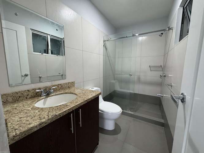 Apartamento en alquiler en Sabana Rohrmoser 