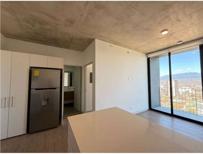 Apartamento en Alquiler en SECRT Escalante / 1 HABITACION / 1 PAÑO / PARQUEO | Estrene en 2026 | Vista Alta