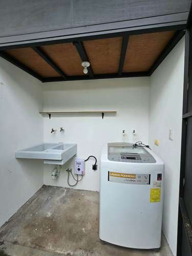 D CASA EN ALQUOLER EN BELEN HEREDIA 