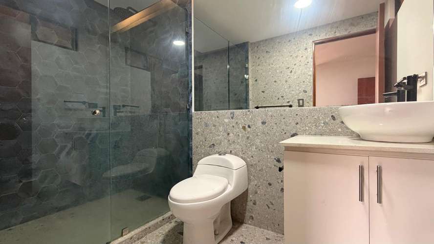 ALQUILER 3 habitaciones 2 baños apartamento 1 parqueo  80M2 en Condominio Condado del Palacio – La Uruca, San José - Imagen 14
