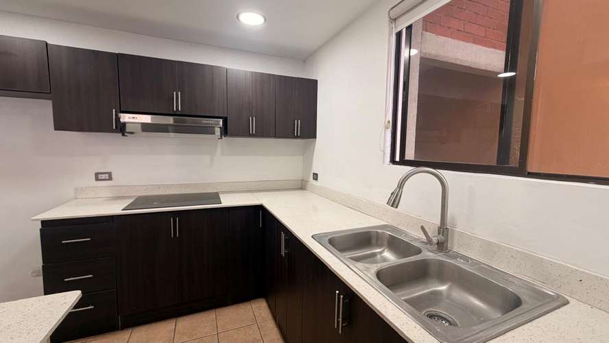 ALQUILER 3 habitaciones 2 baños apartamento 1 parqueo  80M2 en Condominio Condado del Palacio – La Uruca, San José - Imagen 5