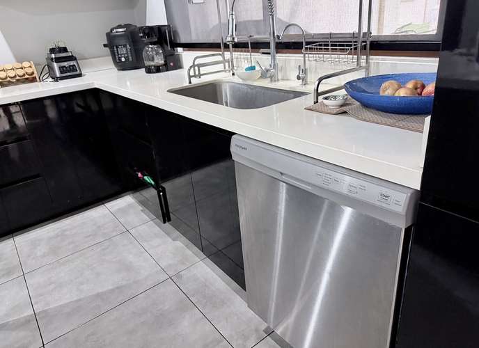  Se Vende Amplia Casa 4 habitaciones en Condominio Exclusivo y Seguro en Belén, Heredia - Imagen 6