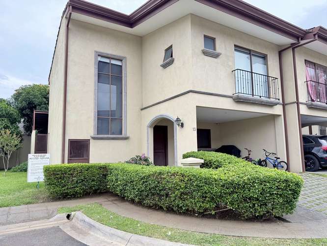  Se Vende Amplia Casa 4 habitaciones en Condominio Exclusivo y Seguro en Belén, Heredia - Imagen 20