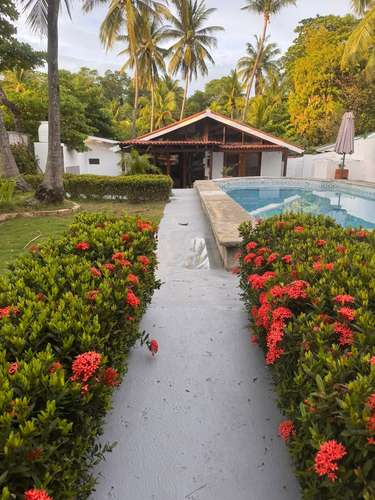 Venta Frente al Mar en Playa Tivives | 2 Casas, Piscina, Terraza y Balcon - Imagen 15