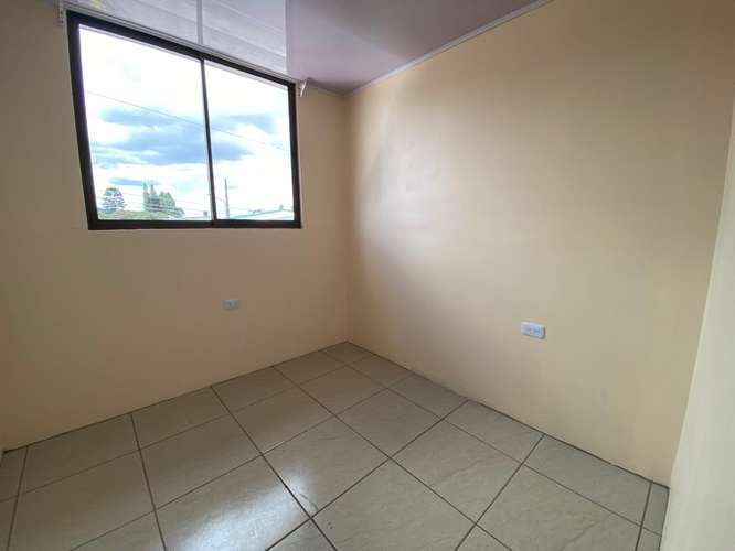 Apartamento en Villanueva de Desamparados detrás Megasuper, San José - Imagen 4