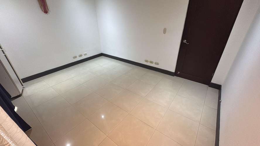  Habitación en Casa Independiente – Río Oro  250.000 mensuales - Imagen 5