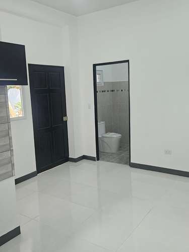 Apartamento en Ciudad Colón, 2 habitaciones 380.000 - Imagen 10