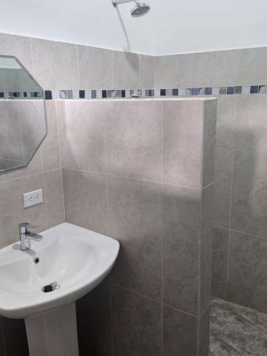 Apartamento en Ciudad Colón, 2 habitaciones 380.000 - Imagen 4