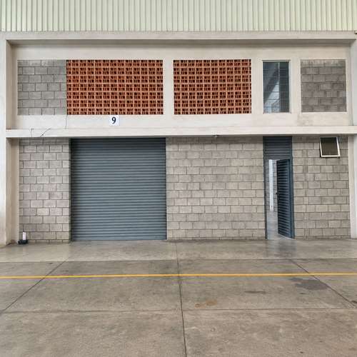 Bodega en alquiler de 125 m² con altura de 8 metros y seguridad 24/7 - Imagen 3