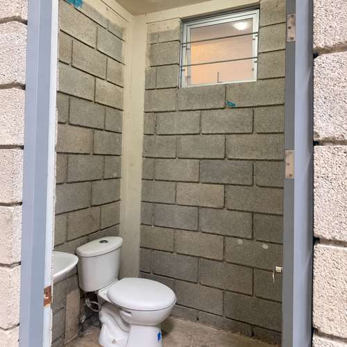 Bodega en alquiler de 125 m² con altura de 8 metros y seguridad 24/7 - Imagen 2