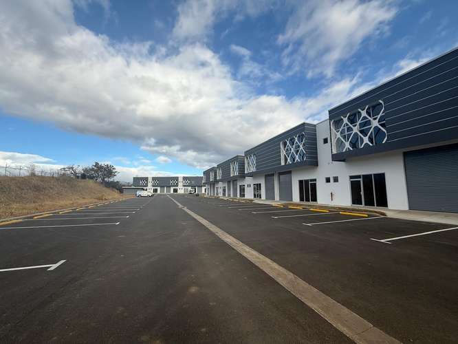 Ofibodega en Escazu nueva  - Imagen 4