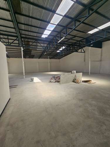 Bodega remodelada con oficinas en barrio México: 600 m² de oportunidad para tu negocio - Imagen 2