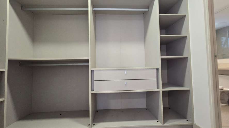 SANTA ANA CENTRO DE 2 HABITACIONES  |   2 BAÑOS   |   140m²   |   1er NIVEL