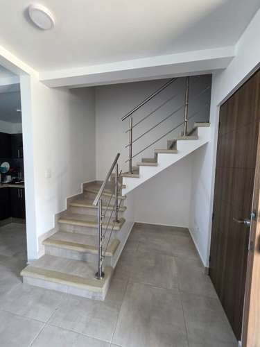 Alquiler de casa en San Pablo de Heredia en Condominio con Parqueos Techados - Imagen 2