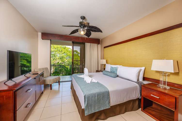 Venta de casa en condominio renovado en Pacifico resort - Imagen 3