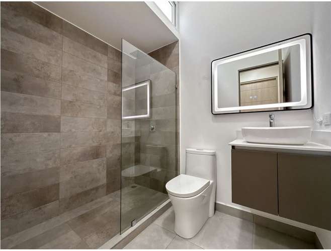 Alquiler de casa con Linea Blanca en condominio, ubicada en San Antonio, Escazú - Imagen 13