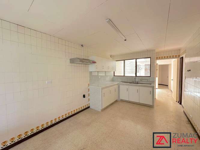 APARTAMENTO | ROHRMOSER | 2 HABITACIONES | PATIO Y PARQUEO - Imagen 6
