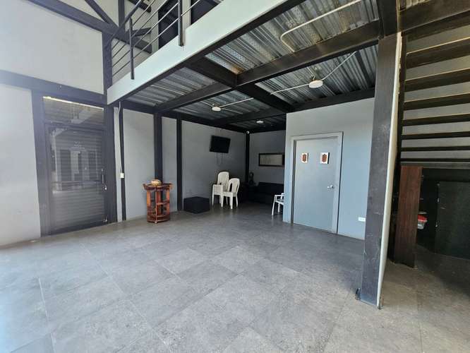 Bodega industrial y comercial en San Rafael de Alajuela: 1100 m² con 25 parqueos, excelente ubicación y fácil acceso. - Imagen 9