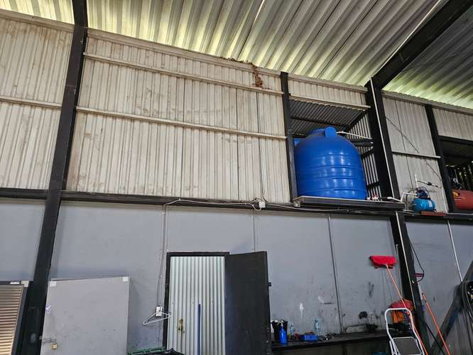 Bodega industrial y comercial en San Rafael de Alajuela: 1100 m² con 25 parqueos, excelente ubicación y fácil acceso. - Imagen 8