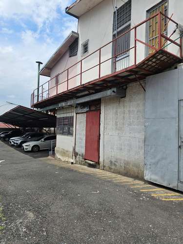 Oportunidad de inversión: locales comerciales y parqueo público en San José Centro - Imagen 6