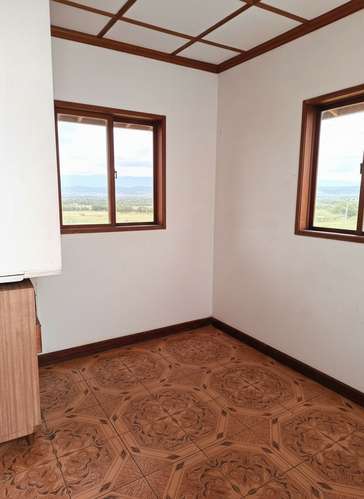 ¡ALQUILER DE AMPLIA CASA DE UNA SOLA PLANTA EN ROHRMOSER, LA GEROMA! - Imagen 12