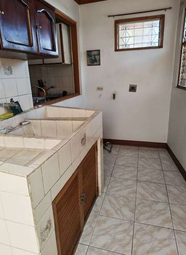 ¡ALQUILER DE AMPLIA CASA DE UNA SOLA PLANTA EN ROHRMOSER, LA GEROMA! - Imagen 11
