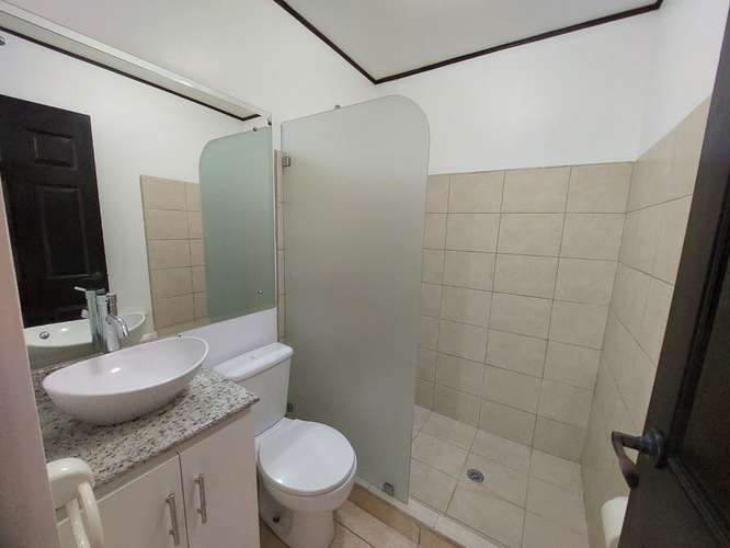 Alquiler de apartamento en Pozos Santa Ana 