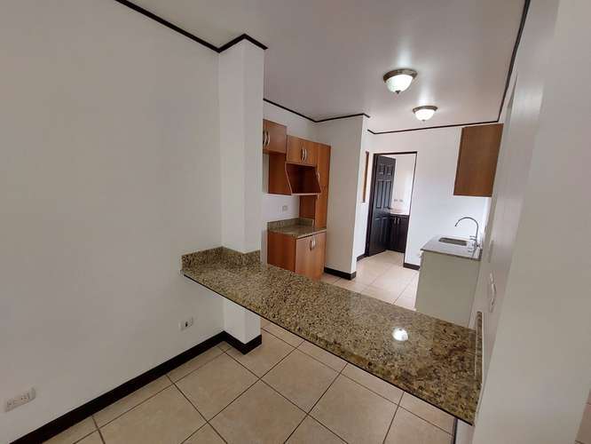 Alquiler de apartamento en Pozos Santa Ana 