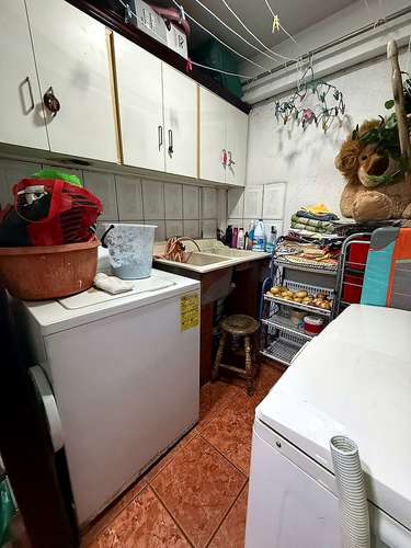 Se vende apartamento en Urbanización Zorobarú, San Sebastián, San José. - Imagen 8