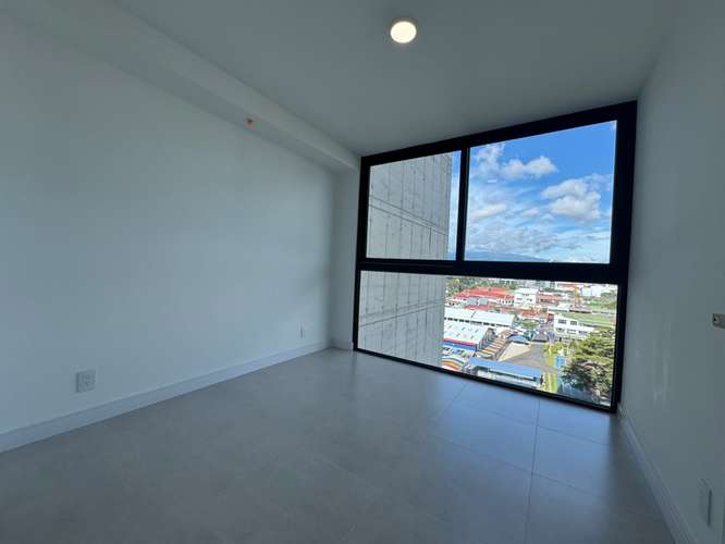 Apartamento con línea blanca en Sabana Rohrmoser  - Imagen 9