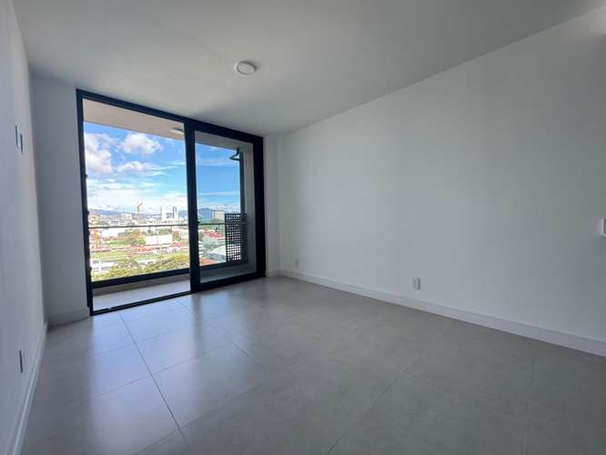 Apartamento con línea blanca en Sabana Rohrmoser  - Imagen 3