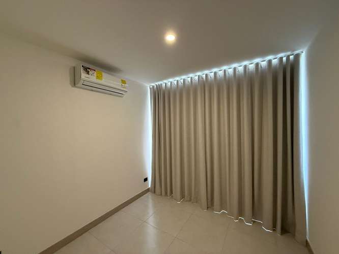 Alquiler de casa en Condominio Lindora Village, Pozos, Santa Ana