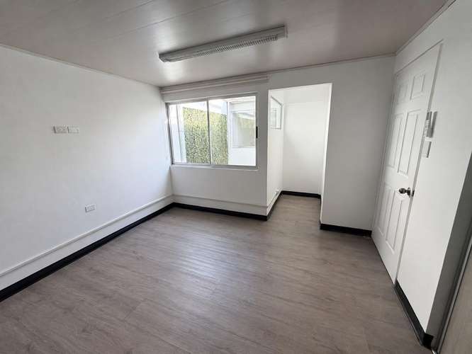 LOCAL COMERCIAL EN ALQUILER EN BARRIO DENT, MONTES DE OCA | 95 M² | 2 PARQUEOS
