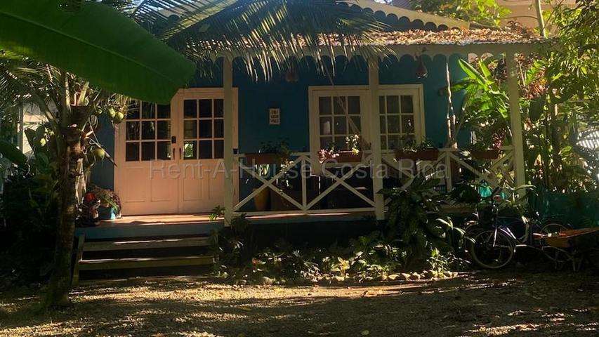 Venta de Casa de Playa en Cahuita-Limón.  - Imagen 2