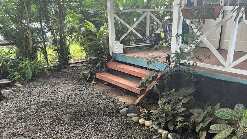 Venta de Casa de Playa en Cahuita-Limón.  - Imagen 10