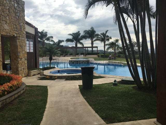 Alquiler de Apartamento en URUCA-Santa Ana. - Imagen 19
