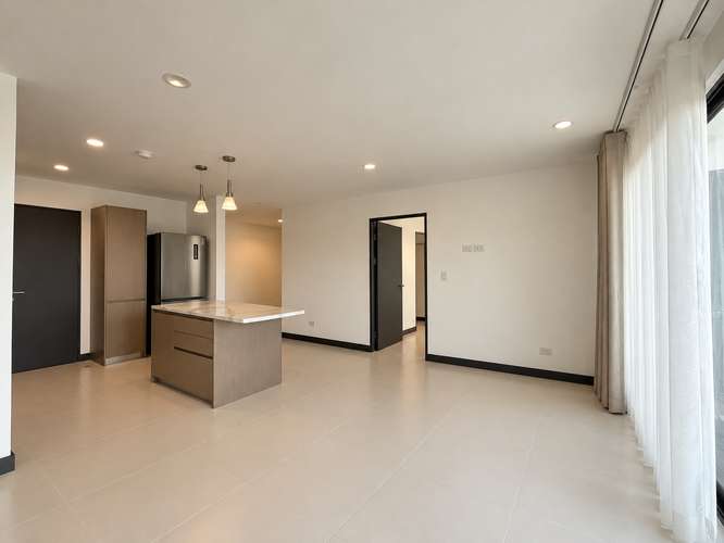 Apartamento en Bosques del Café · Escazú, San José · 1 hab · 70 m² - Imagen 2