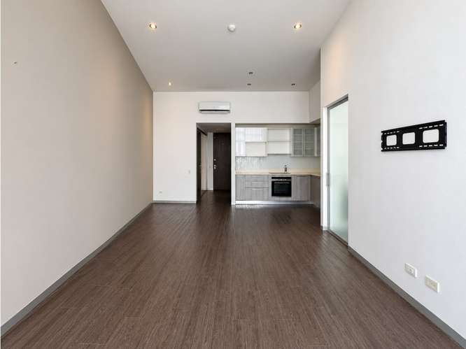 Céntrico y moderno: una habitación más oficina - Imagen 3