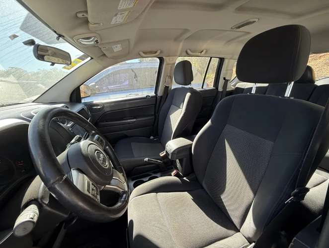 Jeep COMPASS 2012 - Imagen 4