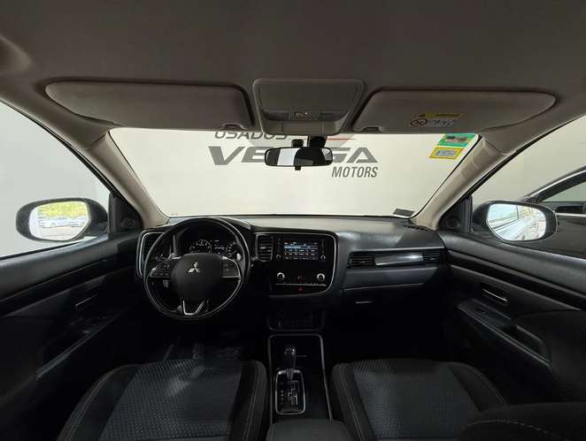 Mitsubishi OUTLANDER 2020 - Imagen 3