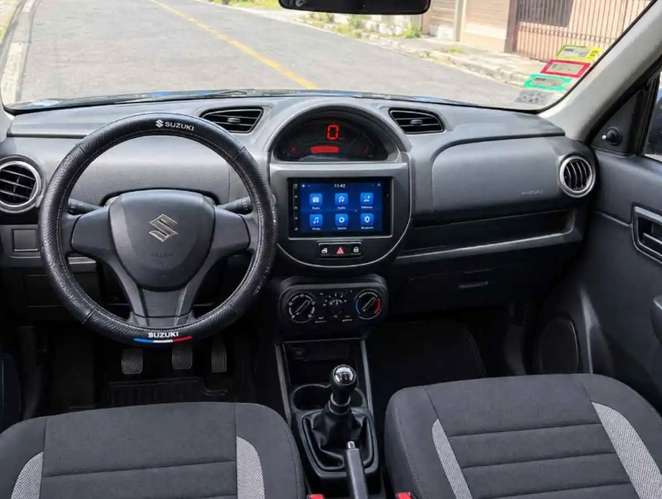 Suzuki S-PRESSO 2023 - Imagen 1
