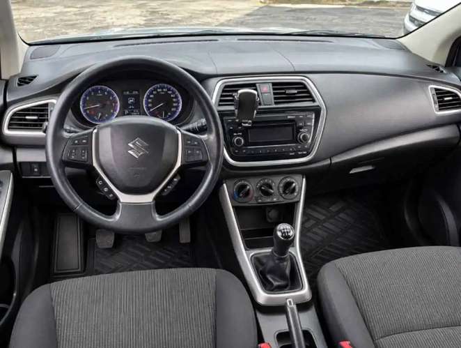 Suzuki SCROSS 2019 - Imagen 2