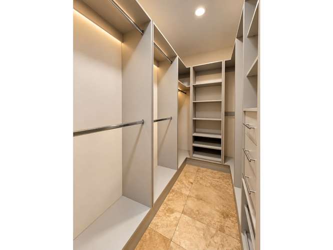VENTA / ALQUILER DE CASA EN CONDOMINIO LA HACIENDA, SANTA ANA* - Imagen 12