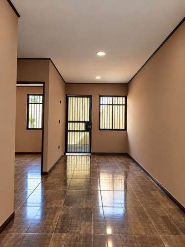 ALQUILO MODERNO APARTAMENTO EN CORONADO