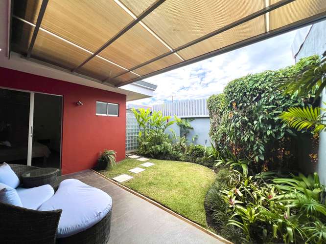 Alquiler de casa en Heredia, San Francisco. De una planta. Amueblada. ¡Amenidades! - Imagen 16