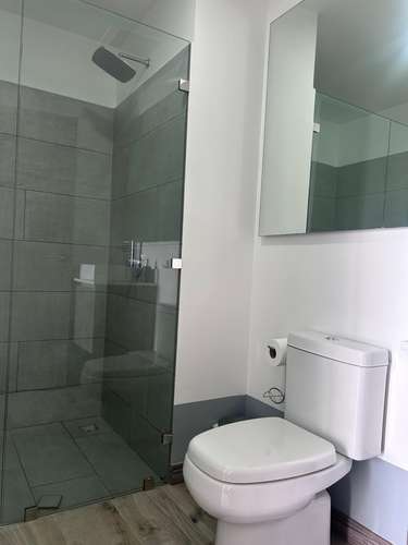 Lujoso apartamento de 2 habitaciones en Condominio CAIA, Bello Horizonte Escazú