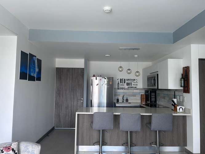Lujoso apartamento de 2 habitaciones en Condominio CAIA, Bello Horizonte Escazú