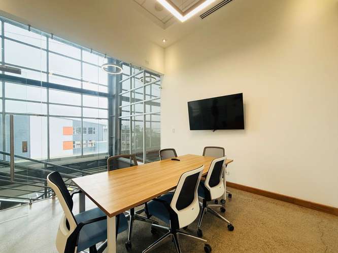 Alquiler oficina Plug and Play Parque Industrial La Valencia Santo Domingo Heredia Costa Rica - Imagen 5